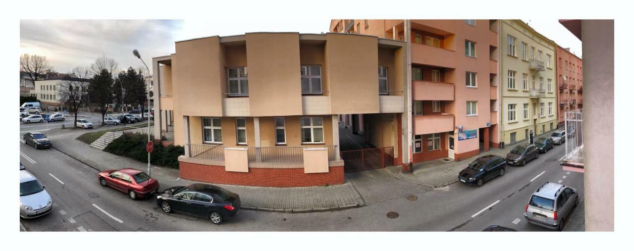 Apartament Przy Ratuszu 제수프 외부 사진