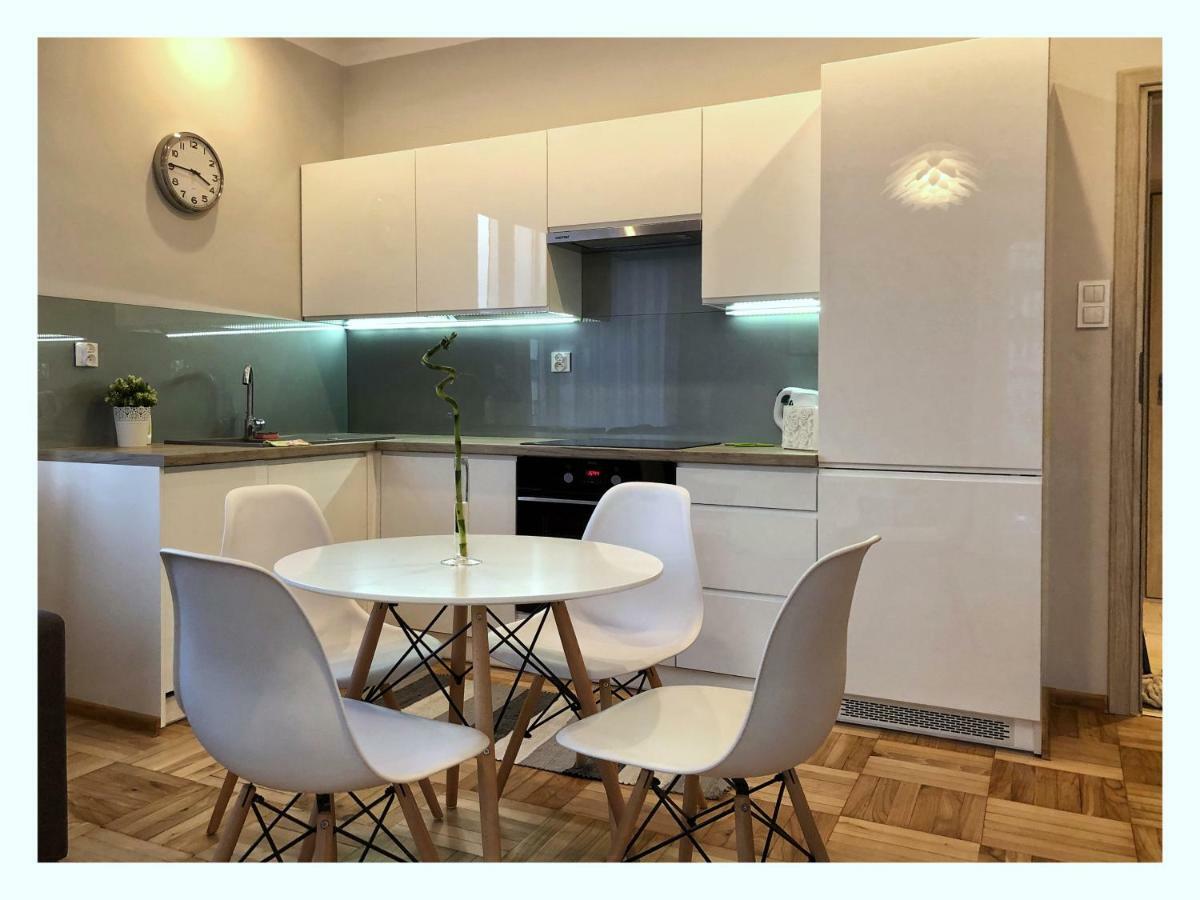 Apartament Przy Ratuszu 제수프 외부 사진