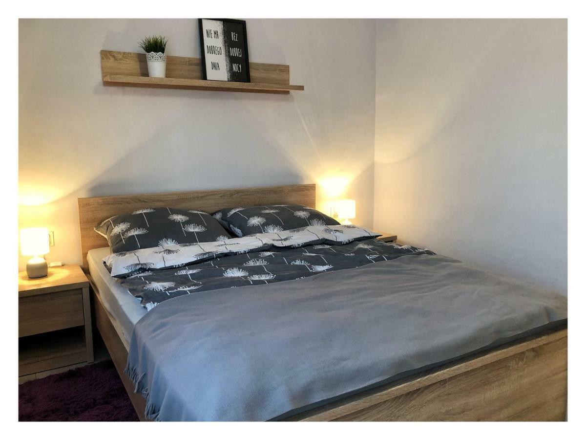 Apartament Przy Ratuszu 제수프 외부 사진
