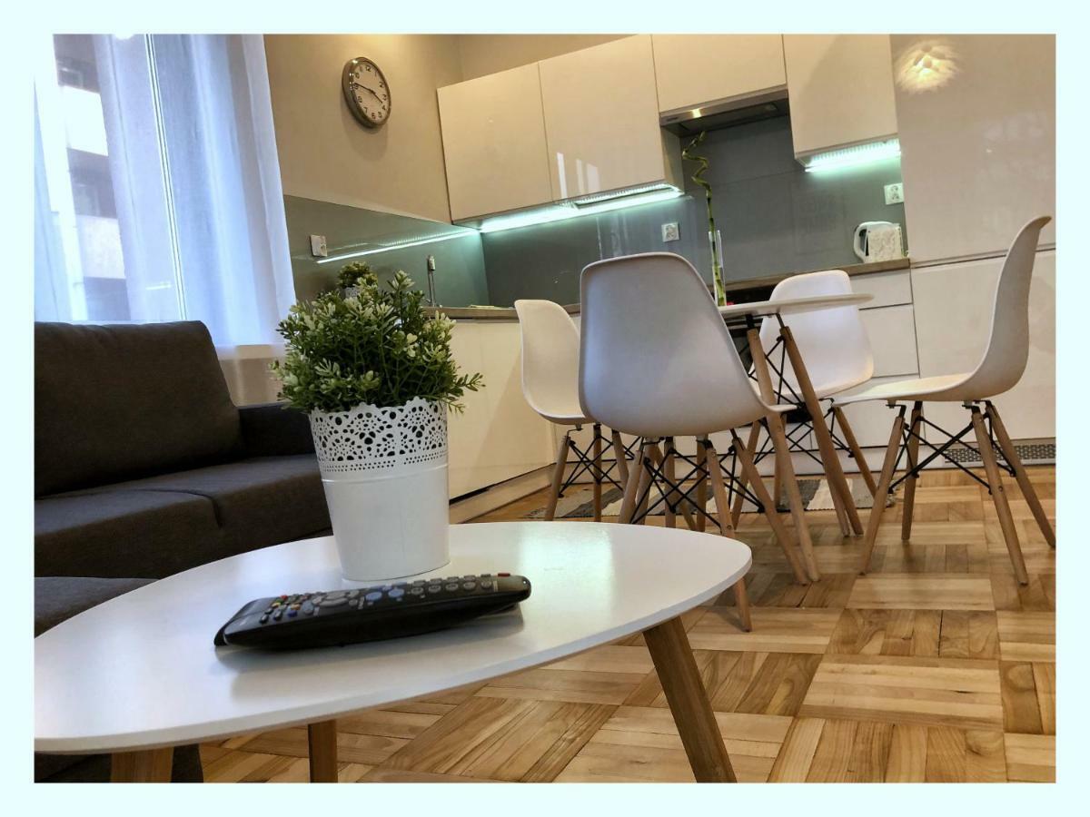 Apartament Przy Ratuszu 제수프 외부 사진